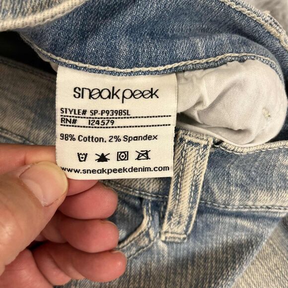 Sneak Peek Jeans Women 7 Boyfriend Distressed Ripped Light Wash Cuffed Denim - Picture 4 of 10